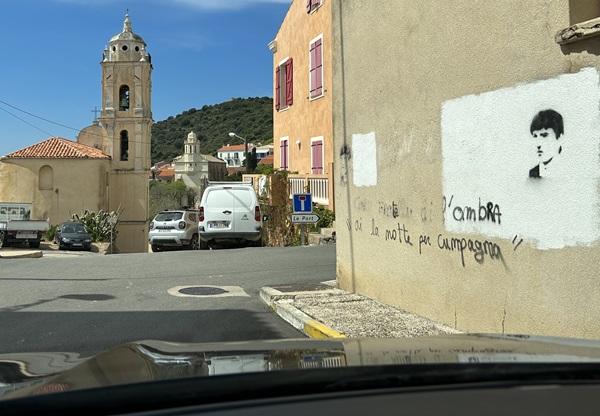 Private VTC transfer from Ajaccio airport to Cargèse - View of the churches in the village of Cargèse in Corsica