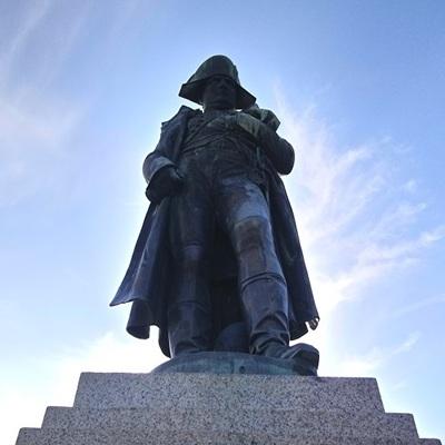 Vue sur la statue de Napoléon Bonaparte à Ajaccio, lors d'un circuit privé VTC en Corse