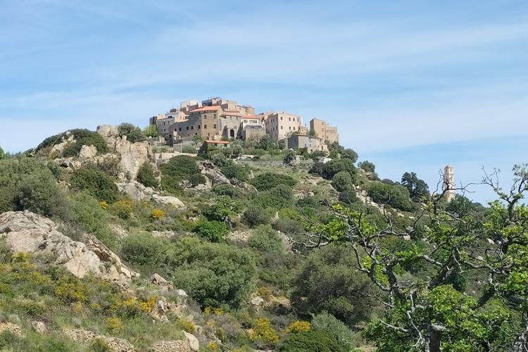 les villages de la balagne et Sant'Antonino lors d'une visite avec chauffeur vtc depuis Bastia