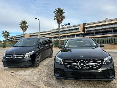Véhicules van et berline privés VTC à Porticcio pour un service de mise à disposition à l'hôtel Radisson Blu Resort & Spa