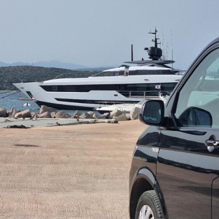 limousine yacht corse